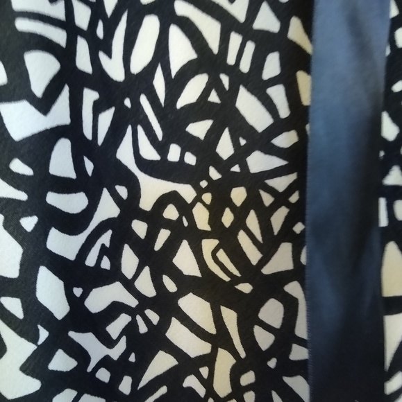 New York & Company Black/White Skirt Large - Picture 4 of 4